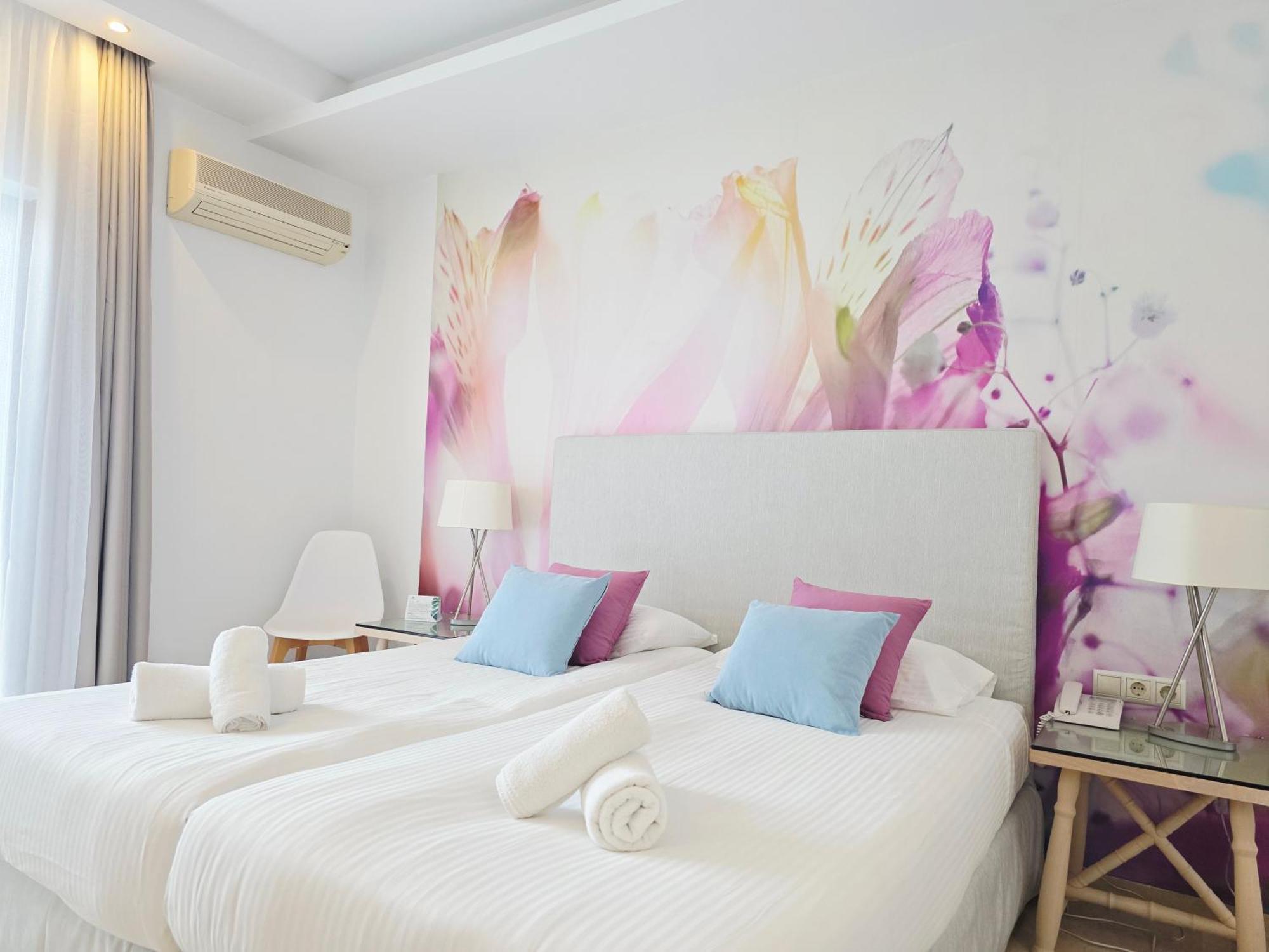 Korina Hotel 3*