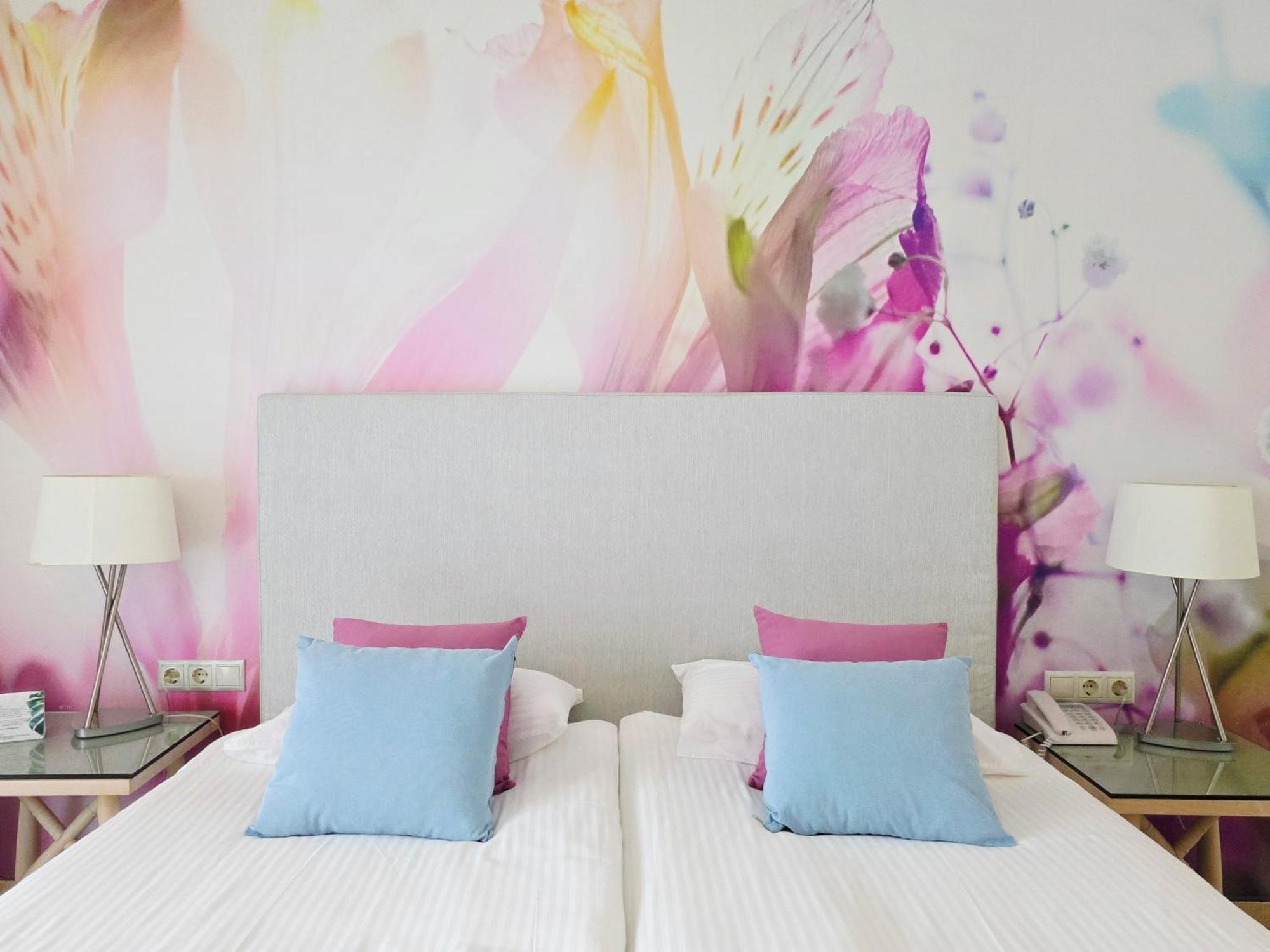 Hotel Korina 3*