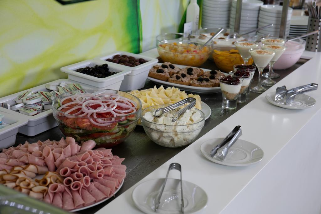 Hotel Korina 3*