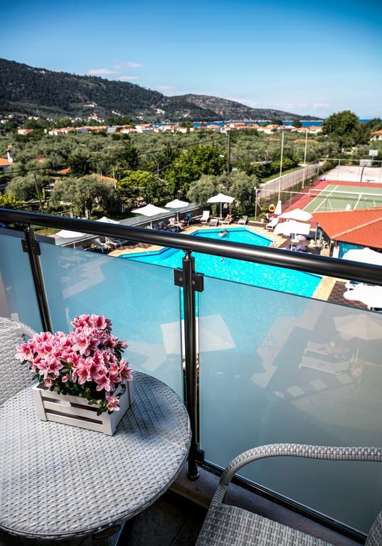 Korina Hotel