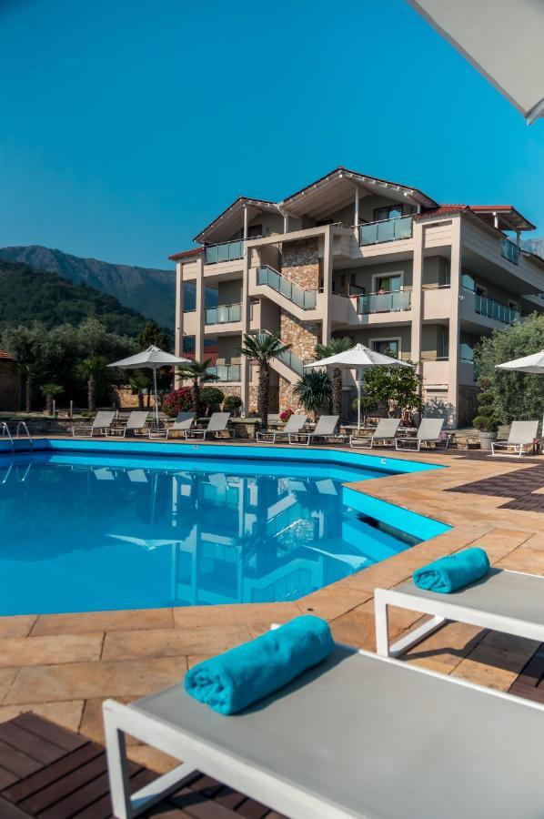 Korina 3*